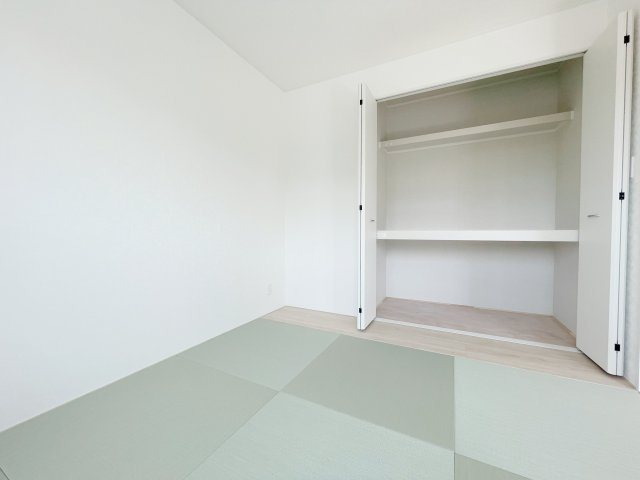新築戸建・新築建売　伊勢崎市境米岡第3　境東小学校・境南中学校の和室|将来階段を使わないで生活できるプライベートルームとしても人気の和室！