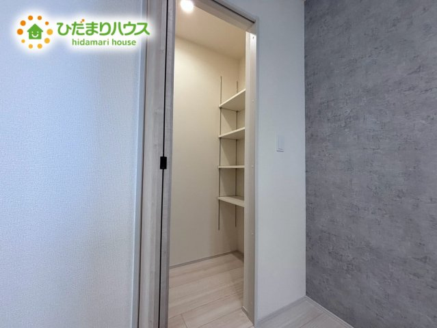 北本市中丸7丁目　新築戸建　ブルーミング03の収納|パントリー収納