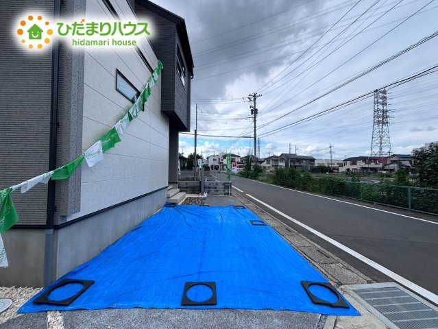北本市中丸7丁目　新築戸建　ブルーミング03の駐車場