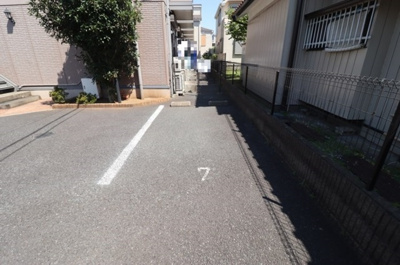 【駐車場】 | プルミエコート | 駐車場