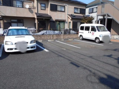 【駐車場】 | プルミエコート | 駐車場