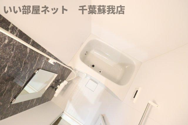 VAU house 青葉の森の浴室|落ち着いた空間のお風呂です
