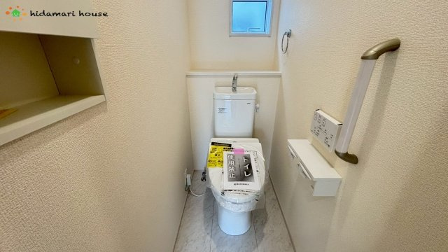 北本市中丸7丁目　新築戸建　ブルーミング04のトイレ