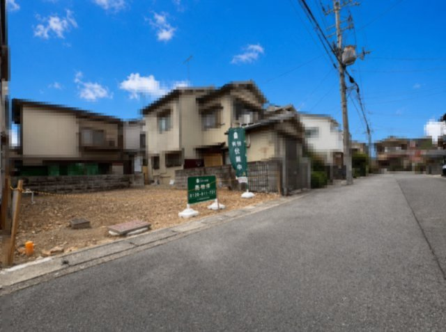 向日市森本町石田　　の前面道路含む現地写真|前道との高低差がなく、ご希望の建築プランが立てやすい敷地です！