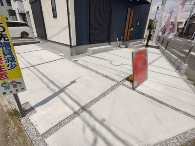 【駐車場】の画像