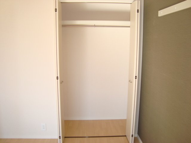 ハーベイロードの収納|クローゼット