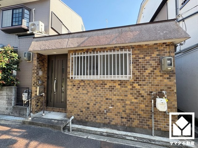 尼崎市大庄西町2丁目の外観|閑静な住宅街にあり、静かな環境で落ち着いた生活をお送りいただけます。