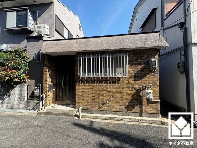尼崎市大庄西町2丁目の外観|様々な住まいのお悩みもご相談ください。