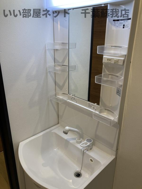 Likes仁戸名町B棟 Bの洗面所|使いやすい洗面所です