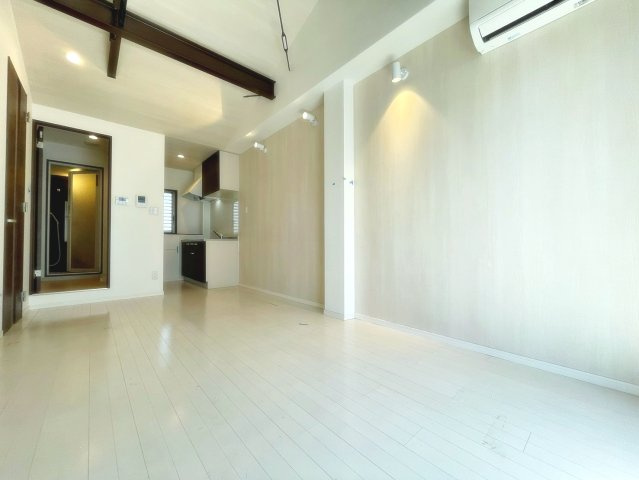 アルコーブ仁川の居間・リビング|リビングです