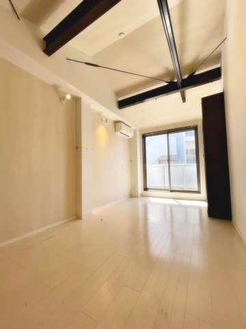 アルコーブ仁川の居間・リビング|居間です