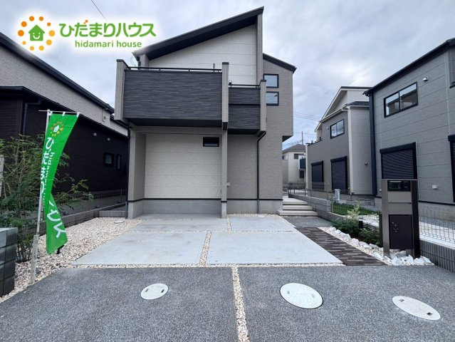 北本市中丸7丁目　新築戸建　ブルーミング06の駐車場