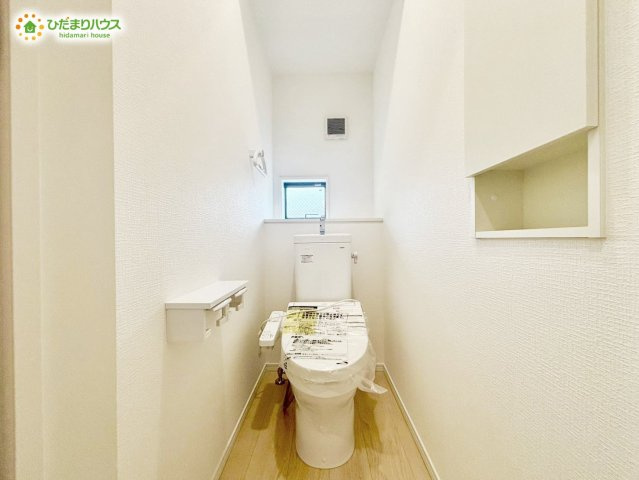 野田市野田第12　新築戸建　1号棟のトイレ|トイレは1F、2F共に完備！取り合いになることがありませんね(^^)/						
