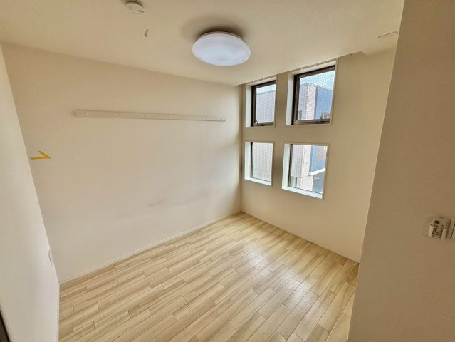 ヴェルデュール・グレイスの洋室