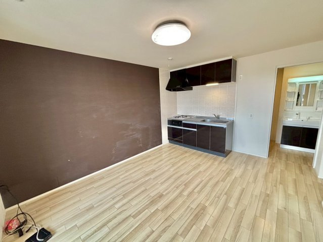 ヴェルデュール・グレイスの洋室