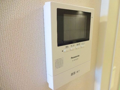 【セキュリティ】 | サン・リバレイン | カメラ付インターホン（イメージ）