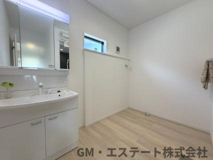 宮崎市恒久6丁目　新築住宅（第14-2号棟）の脱衣所
