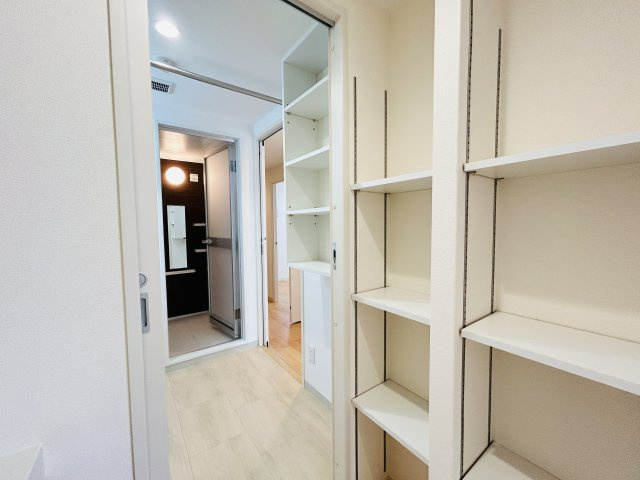 メゾンパークス黄金森	の内装