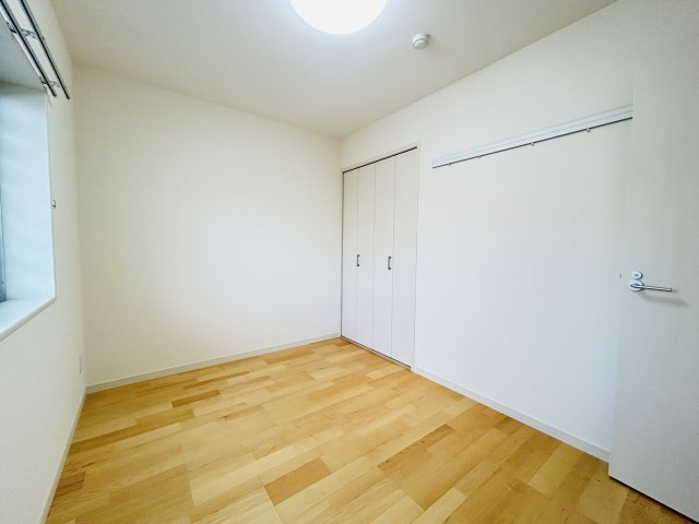 メゾンパークス黄金森	の洋室