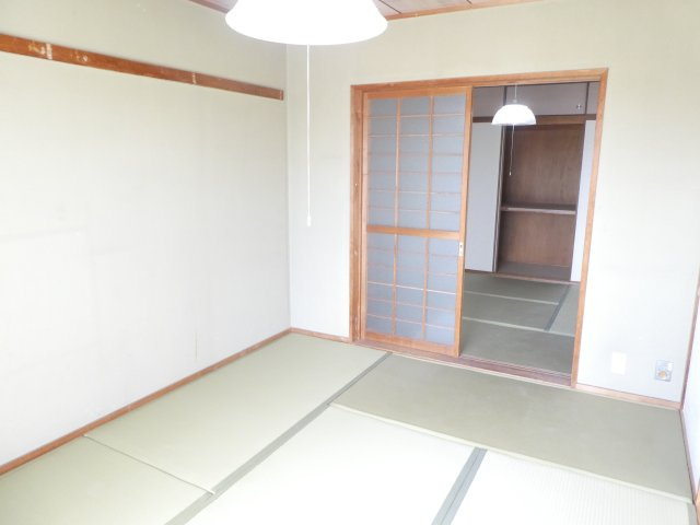 宝塚光明町住宅3号棟の寝室