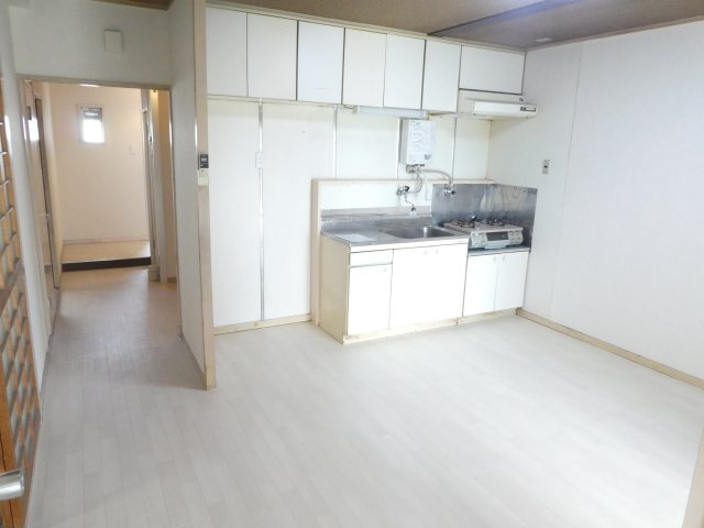 宝塚光明町住宅3号棟の居間・リビング