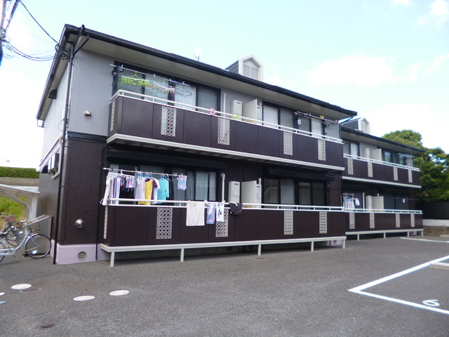 カネダイハウス３の外観|閑静な住宅街にあるアパートです♪