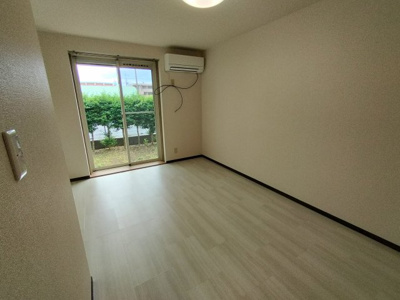 【寝室】 | メゾン丸宮H