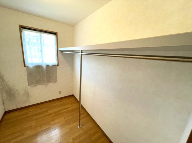 福山市木之庄町三丁目　戸建住宅の収納|2階洋室にウォークインクローゼットがあります。