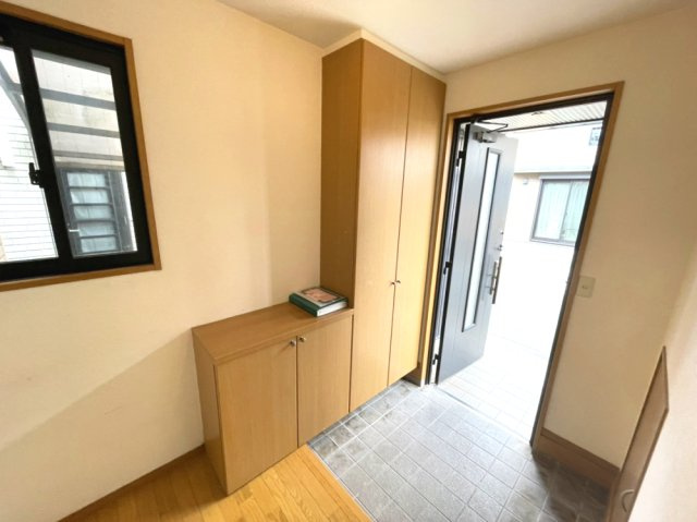 福山市木之庄町三丁目　戸建住宅の玄関