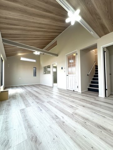 Chigasaki Garage Terraceの居間・リビング