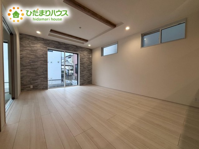 北本市中丸7丁目　新築戸建　ブルーミング11の居間・リビング