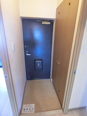 【玄関】 | ラフィーネ八千代