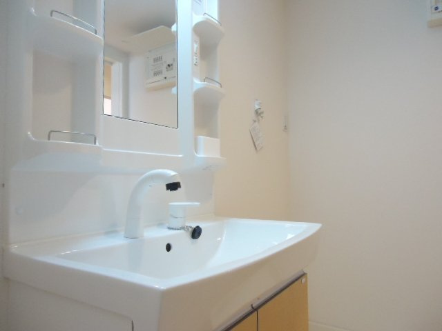 ロイヤルシャトーの洗面所|洗髪洗面化粧台