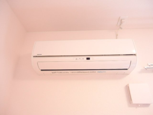 ロイヤルシャトーの設備|エアコン