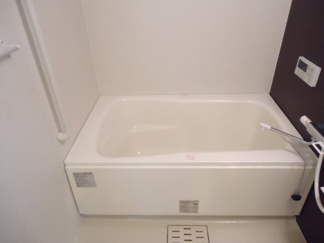 ロイヤルシャトーの浴室|バス