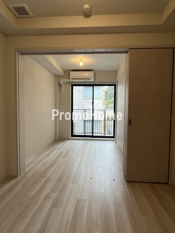 リビオメゾン湯島の居間・リビング