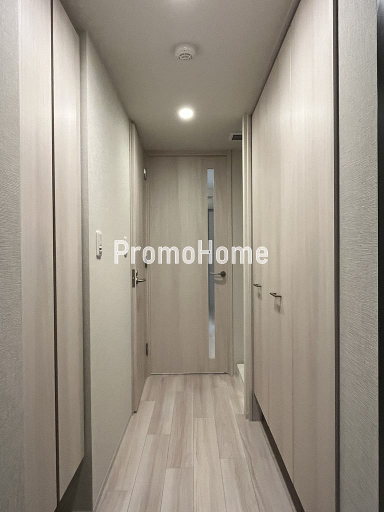 リビオメゾン湯島の玄関