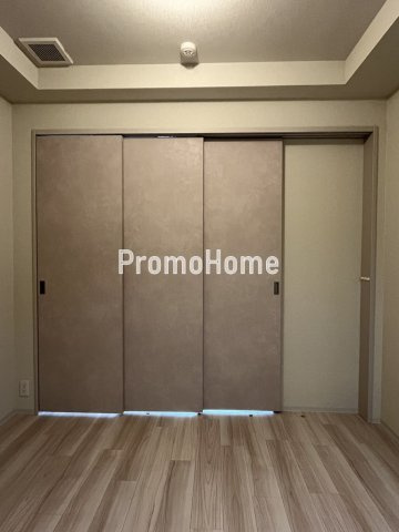 リビオメゾン湯島の居間・リビング