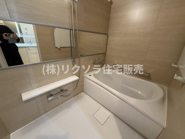 さんくれーる茨木C棟の浴室|浴室乾燥機付き
■物件内覧・資金計画相談・住宅ローン相談、リフォーム相談、お問合せ受付中■
※当日・翌日のご内覧、ご相談はお電話でのお問合せがスムーズです！