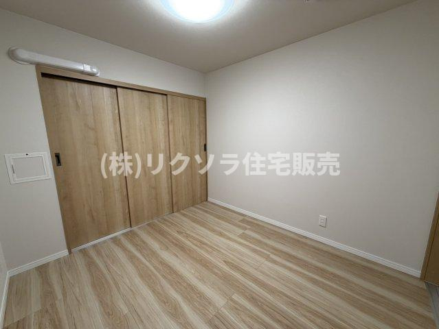 さんくれーる茨木C棟の寝室|洋室4.5帖
■物件内覧・資金計画相談・住宅ローン相談、リフォーム相談、お問合せ受付中■
※当日・翌日のご内覧、ご相談はお電話でのお問合せがスムーズです！