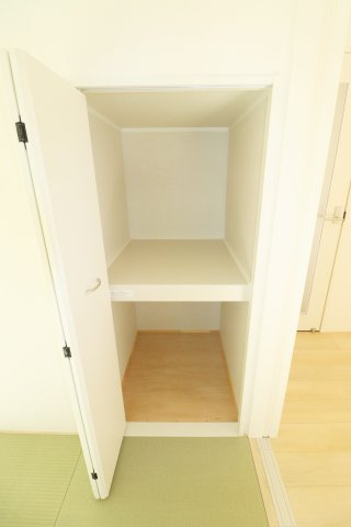 郡山市並木５丁目　　　　５号棟　　　大島小学校、郡山第５中学区の収納