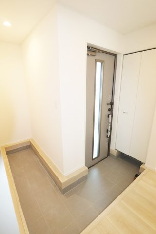 郡山市並木５丁目　　　　５号棟　　　大島小学校、郡山第５中学区の玄関