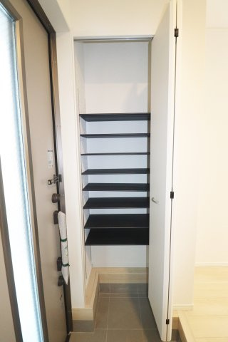 郡山市並木５丁目　　　　５号棟　　　大島小学校、郡山第５中学区の玄関