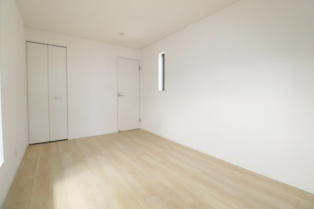 郡山市並木５丁目　　　　５号棟　　　大島小学校、郡山第５中学区の洋室