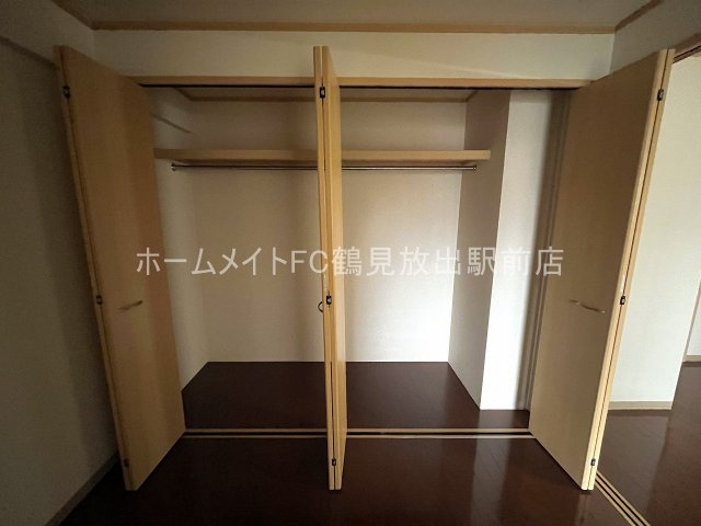 大阪市鶴見区今津南１丁目の賃貸マンションの収納