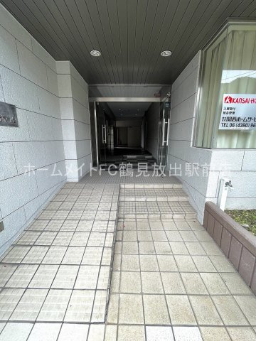 大阪市鶴見区今津南１丁目の賃貸マンションのロビー