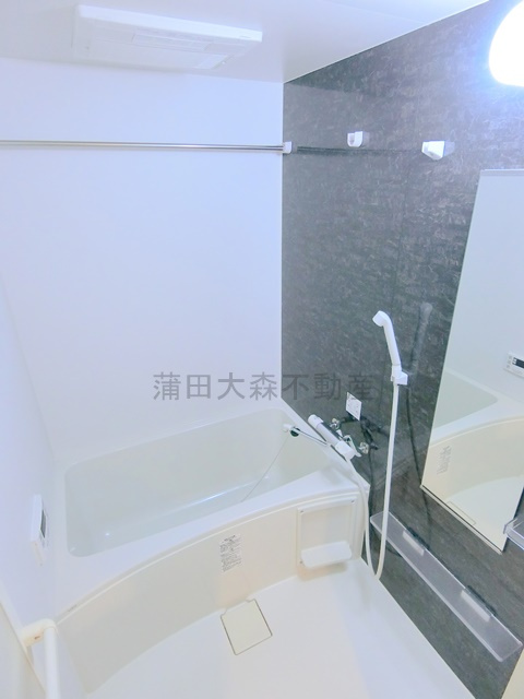 リブリ・久が原のキッチン|キッチン　3口グリル付きシステムキッチン