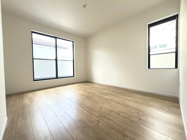 【寝室】 | 福岡市東区原田4丁目3期　2号棟（全3棟）【仲介手数料無料・0円】 | 現地写真。