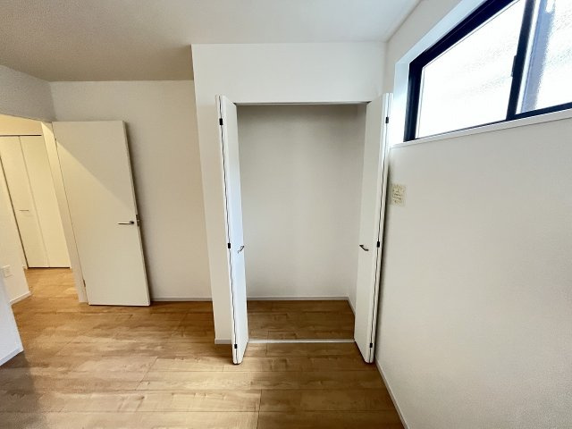 【収納】 | 福岡市東区原田4丁目3期　2号棟（全3棟）【仲介手数料無料・0円】 | 現地写真。