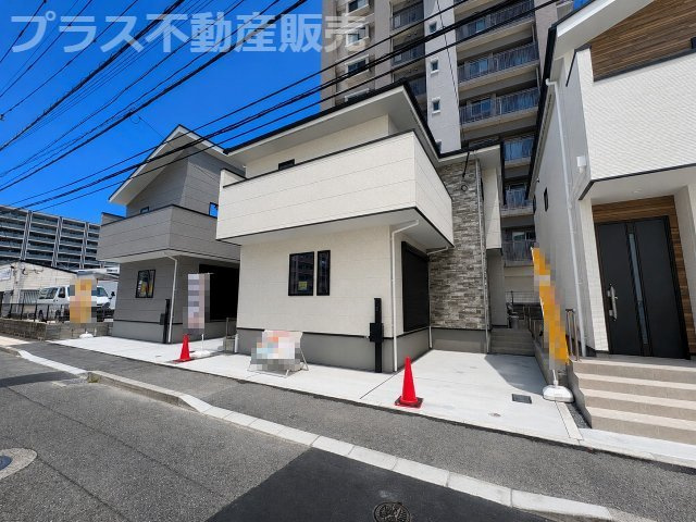 【外観】 | 福岡市東区原田4丁目3期　2号棟（全3棟）【仲介手数料無料・0円】 | 完成しました。物件内部もご見学頂けます。プラス不動産販売にお任せ下さい。
